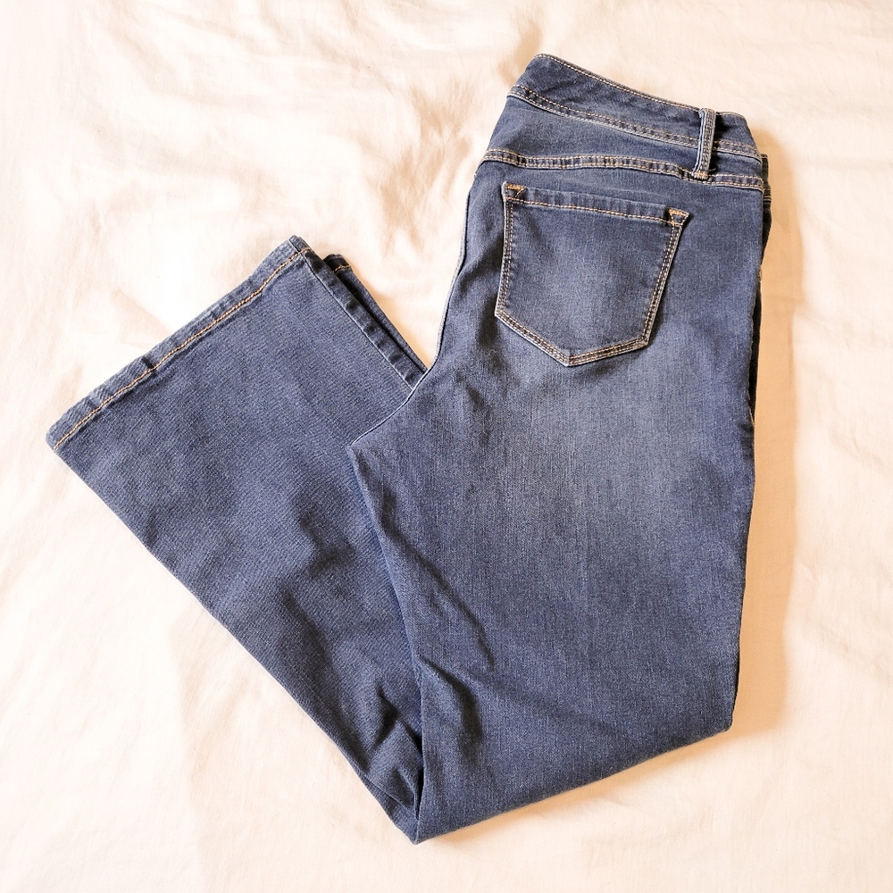 TORRID 14XS Boot cut jeans - Picture 2 of 5